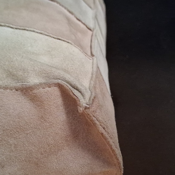 Chanel patchwork suede tote. - Picture 6 of 11